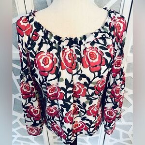 Loft Women’s Pretty Floral Long Sleeved Shirt, Size Small. (4-6)